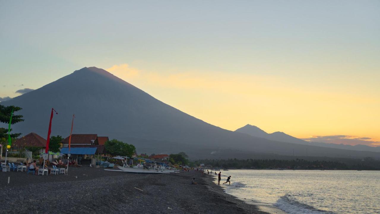 Seamount Hotel Amed Экстерьер фото